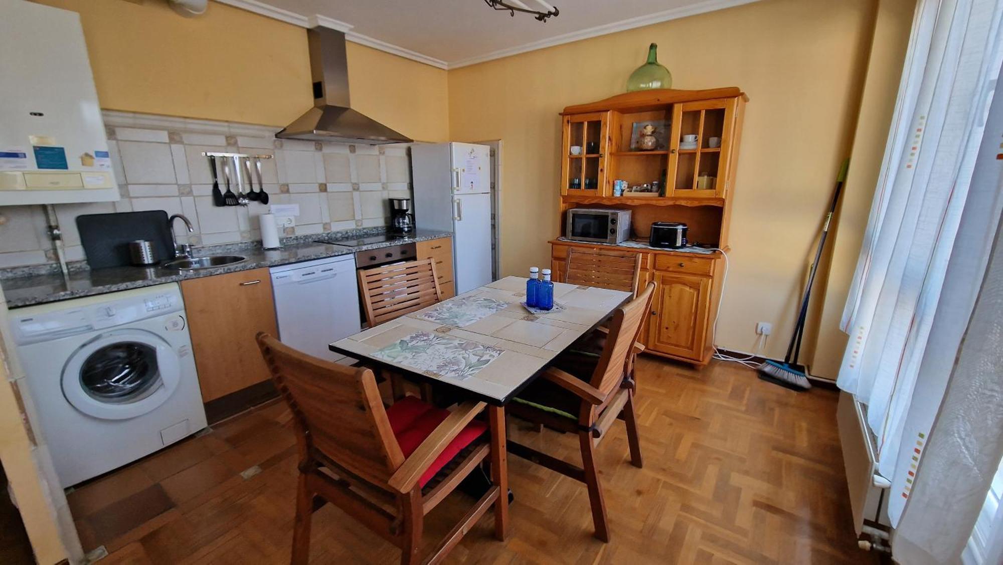 Apartamento Parque Del Oeste 奥维耶多 外观 照片